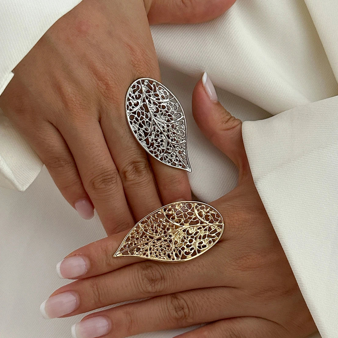 Ingemark Punk Hollow Water Drop Leaf Rings for Women Couples Fashion Statement Vintage Irregular Geometric Finger Ring Jewelry