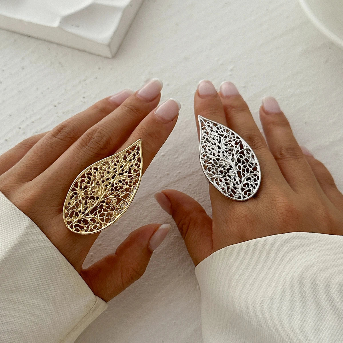 Ingemark Punk Hollow Water Drop Leaf Rings for Women Couples Fashion Statement Vintage Irregular Geometric Finger Ring Jewelry