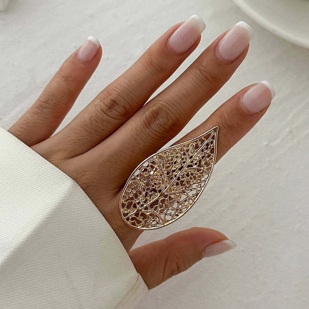 Ingemark Punk Hollow Water Drop Leaf Rings for Women Couples Fashion Statement Vintage Irregular Geometric Finger Ring Jewelry