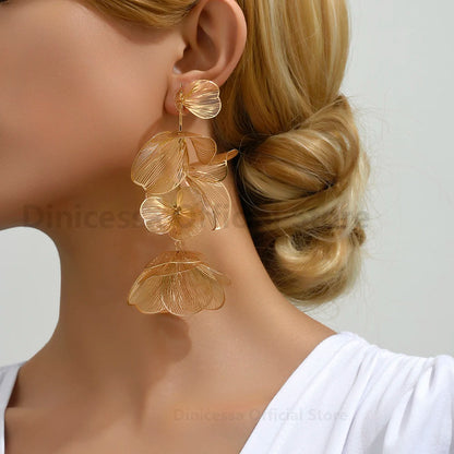 Luxury Quality Metal Flower Charm Female Wedding Party Jewelry Trend Unusual Original Dangle Earrings For Women Wholesale Gift