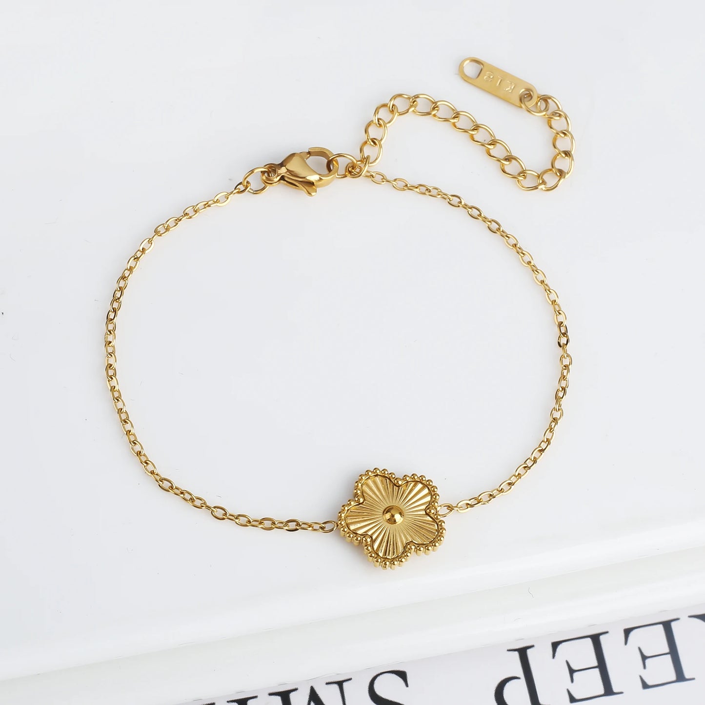 High Quality 316L Metal Laser Five Leaf Flower Charm Bracelet Classic for Woman Stainless Steel Party Jewelry Trend Clover