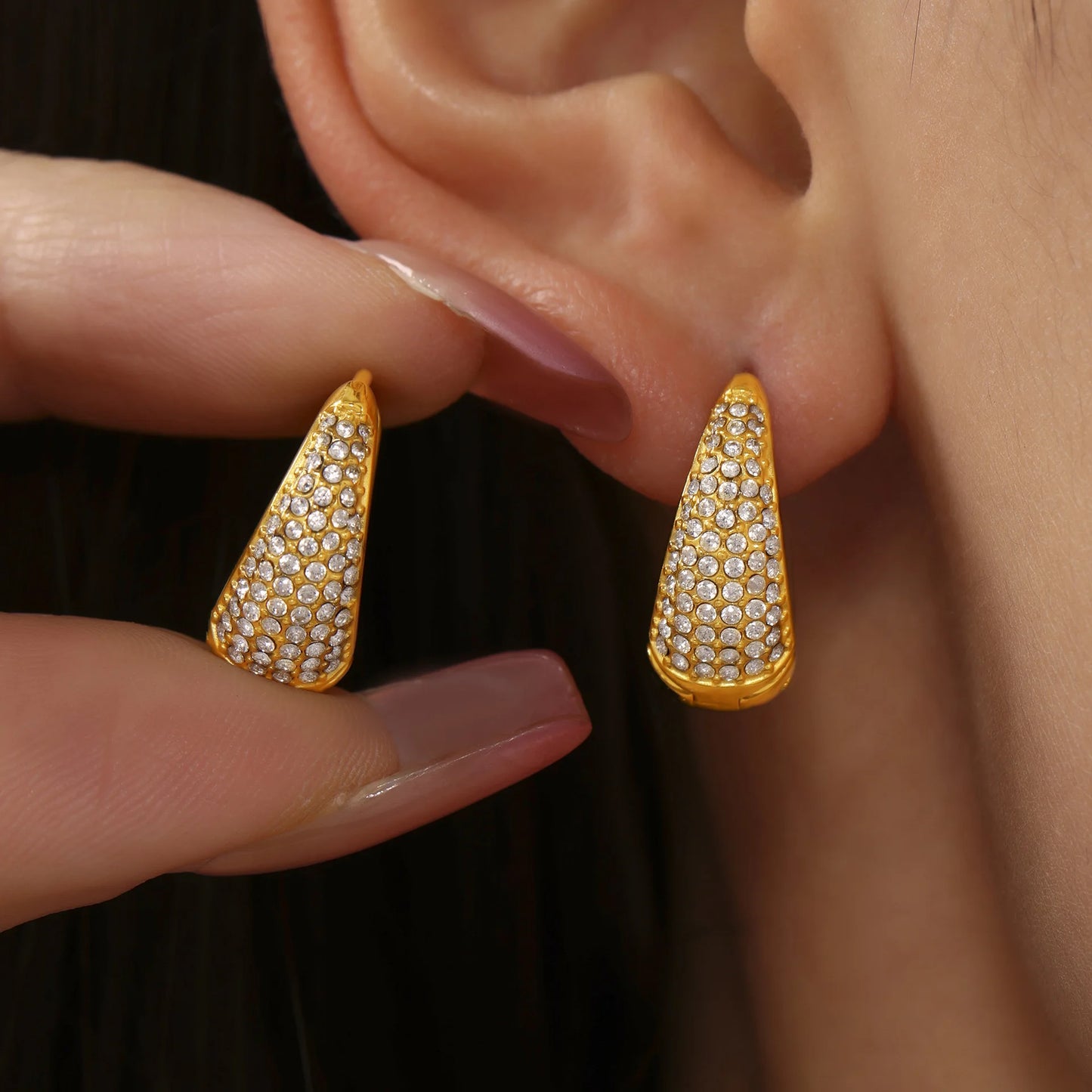Chic Round Zircon Earrings for Women Gold Plated Stainless Steel Luxury Turquoise Stones Ear Hoop Waterproof Charm Jewelry Gift